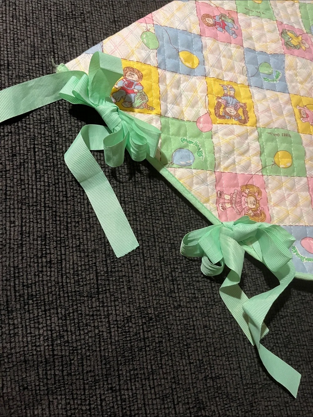 Vintage 1983 Cabbage, patch Pastel Quilted Baby sleeping bag with Mint Trim